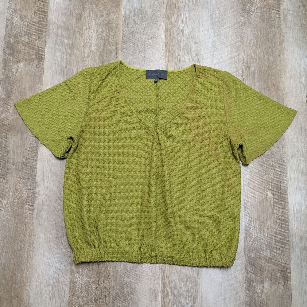 Free People Sunday in Brooklyn Green Top Elastic Stretch Hemline Textured